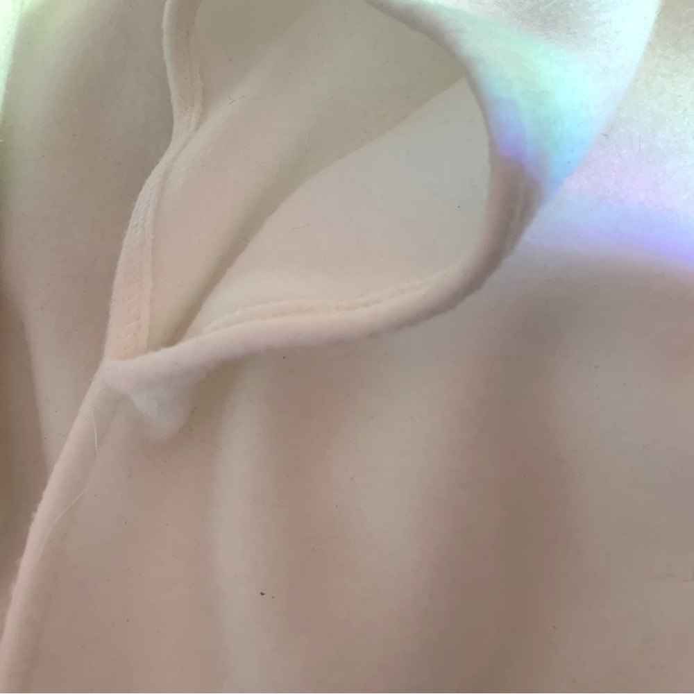 Amanda Smith Winter White Cape. 100% Polyester. Bought at Macy’s. New No tags - Picture 6 of 6